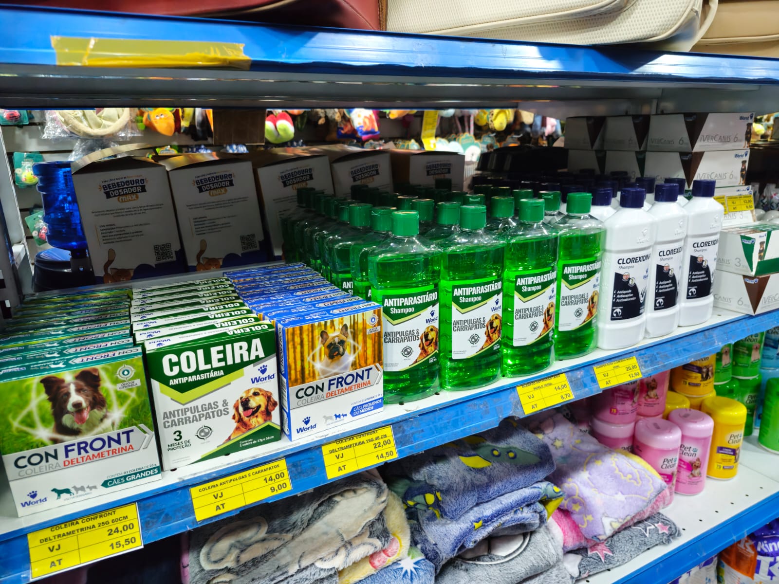 Higiene e antipulgas no atacado na Multi Pet 25